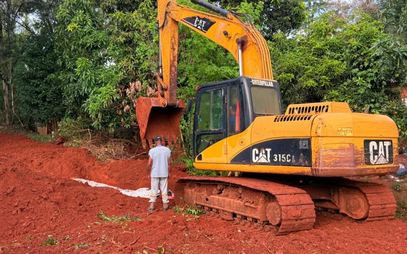 Prefeitura de Campo Mourão inicia implantação de rede de drenagem no Distrito de Piquirivaí