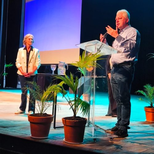 “Servidores que dão um show” foi tema de palestra na Educação