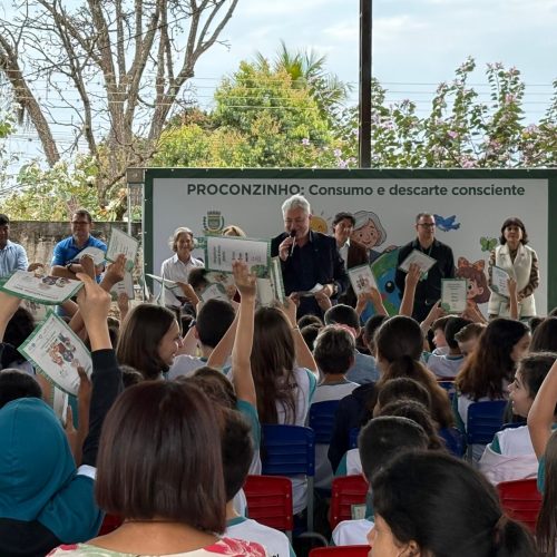 Proconzinho leva educação para o consumo e descarte consciente às escolas municipais de Campo Mourão