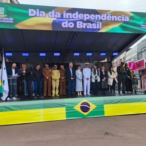 Desfile cívico marcou Dia da Independência em Campo Mourão