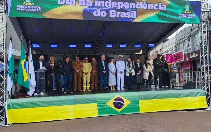 Desfile cívico marcou Dia da Independência em Campo Mourão