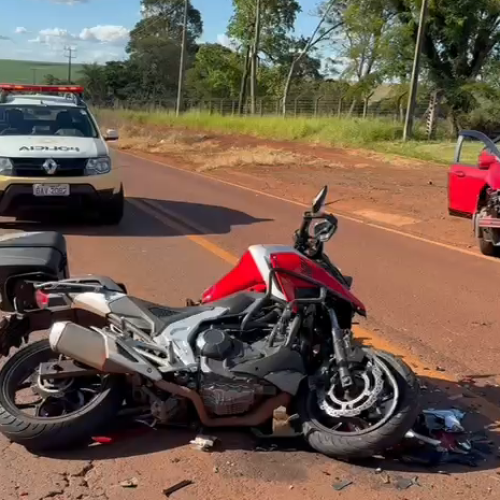 Grave acidente na PR-558 deixa motociclista ferido em Campo Mourão