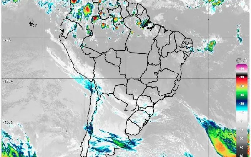 Fim de Semana no Paraná: Abafado, Altas Temperaturas e Alerta para Tempestades