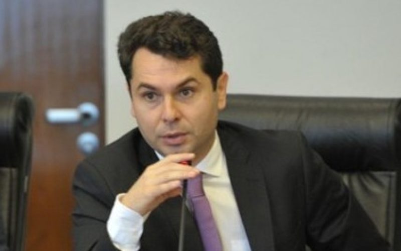 Alexandre Curi Lidera Ofensiva Legislativa em Defesa do Bem-Estar Animal no Paraná