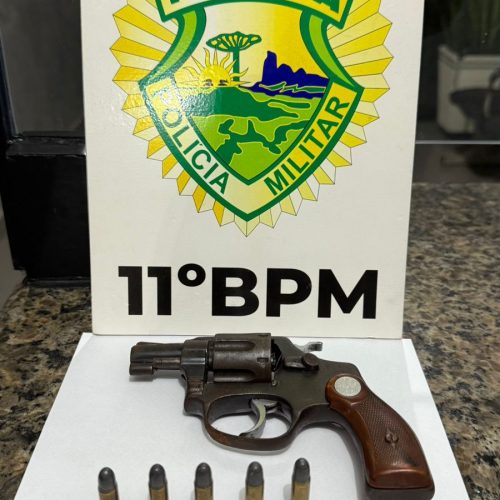 Homem é preso por porte ilegal de arma de fogo em Barbosa Ferraz