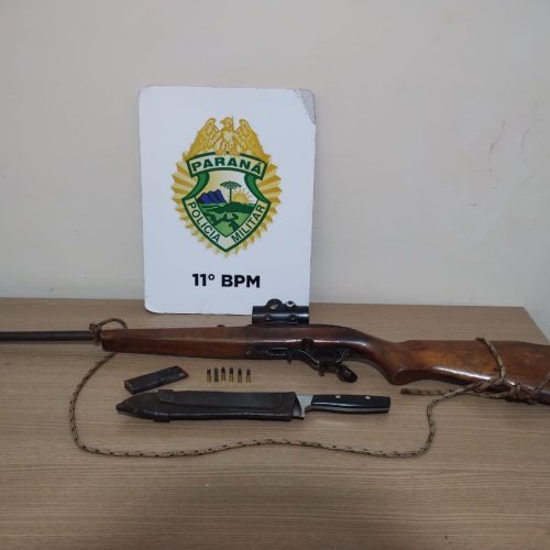 Homem é preso por porte ilegal de arma de fogo e infrações de trânsito em Campo Mourão