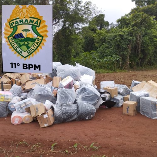 Em Boa Esperança PM apreende carga de produtos abandonados na Estrada