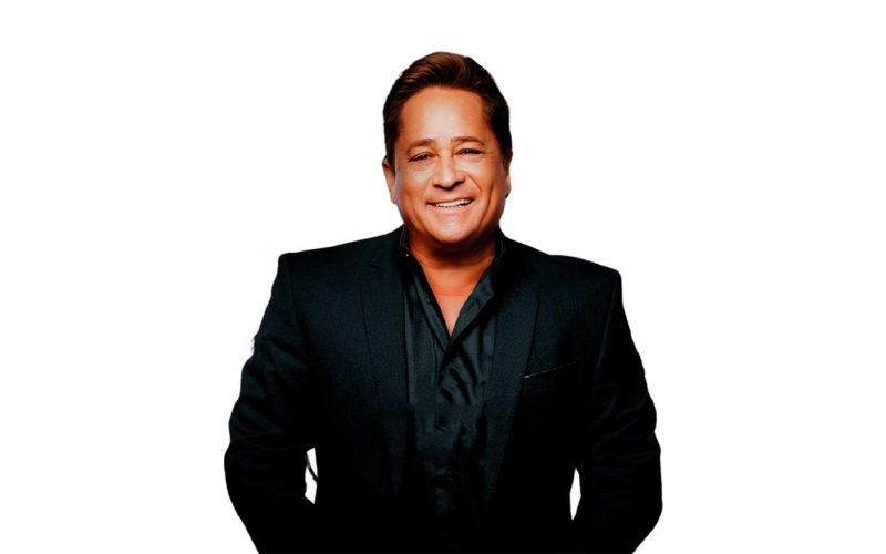 Leonardo fará o show de abertura da Festa Nacional do Carneiro no Buraco 2026