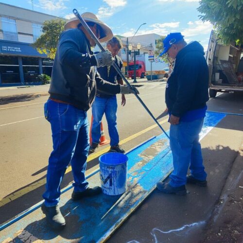 Diretran renova sinalização de vias na área central e escolas