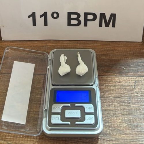 Homem é encaminhado ao 11º BPM após desentendimento familiar por posse de drogas em Campo Mourão