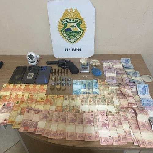 PM apreende arma, drogas e prende mulher após suspeito agredir policial e fugir em Peabiru