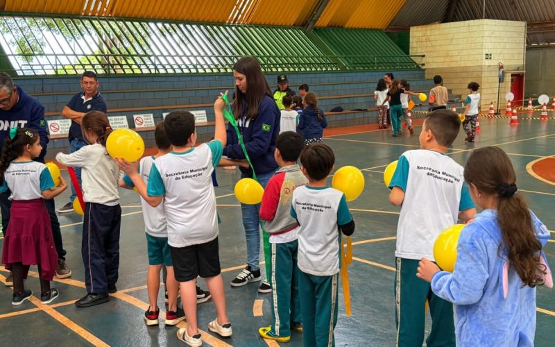 Educação para o trânsito é tema de ação do Maio Amarelo no CAIC em Campo Mourão