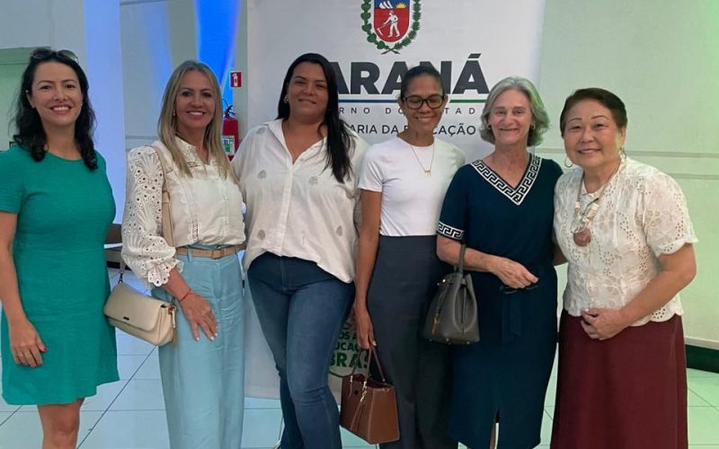 Escolas Urupês e Mário Quintana recebem Prêmio Alfabetiza Paraná