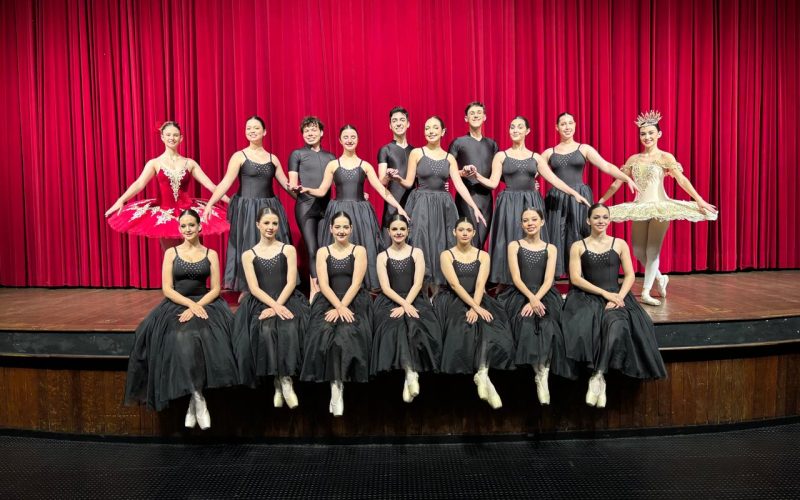 Espetáculo “Divertissement” leva grandes clássicos do balé ao palco do Teatro Municipal de Campo Mourão