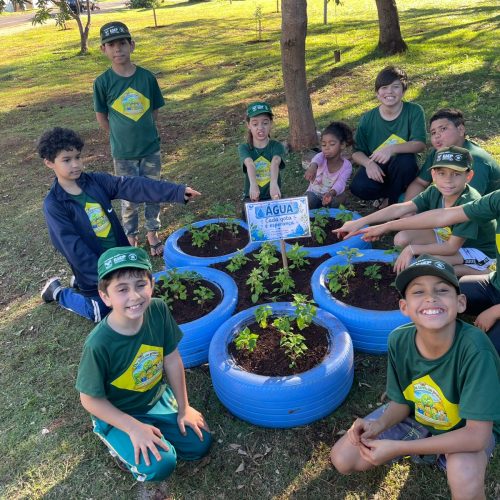 Estudantes e comunidade se unem para revitalizar Praça do Jardim América