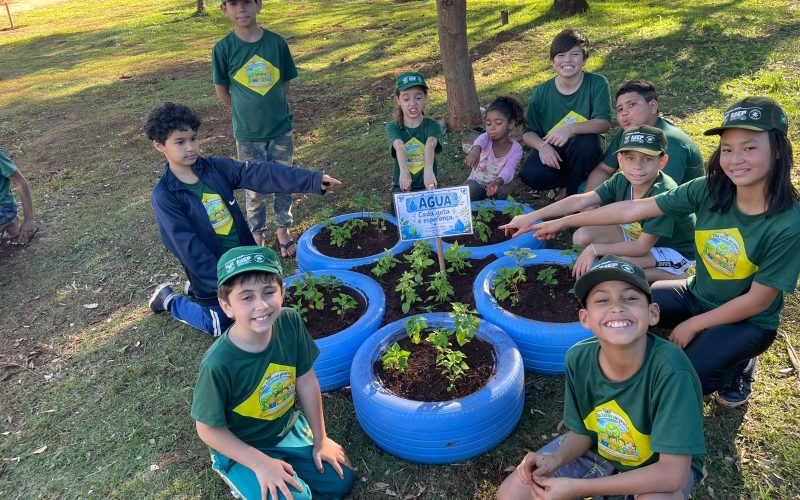 Estudantes e comunidade se unem para revitalizar Praça do Jardim América