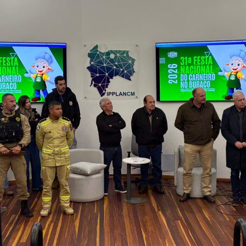 Prefeitura reúne patrocinadores e parceiros da 31ª Festa Nacional do Carneiro no Buraco