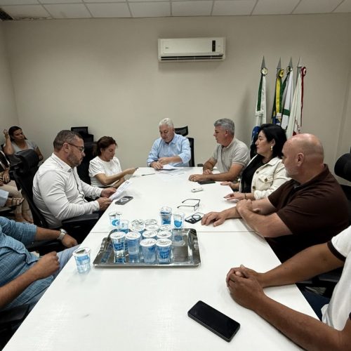 Prefeitura propõe multa de até R$ 40 mil por fios soltos e irregulares em postes de Campo Mourão