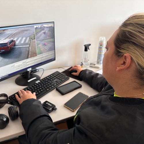 Fiscalização com câmeras da “Muralha Digital” ajudou a recuperar 18 veículos em Campo Mourão