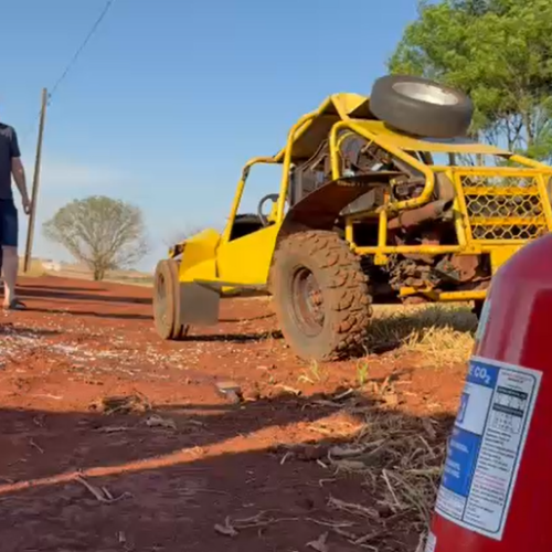 Jovem fica gravemente ferido em acidente com veículo adaptado em Campo Mourão