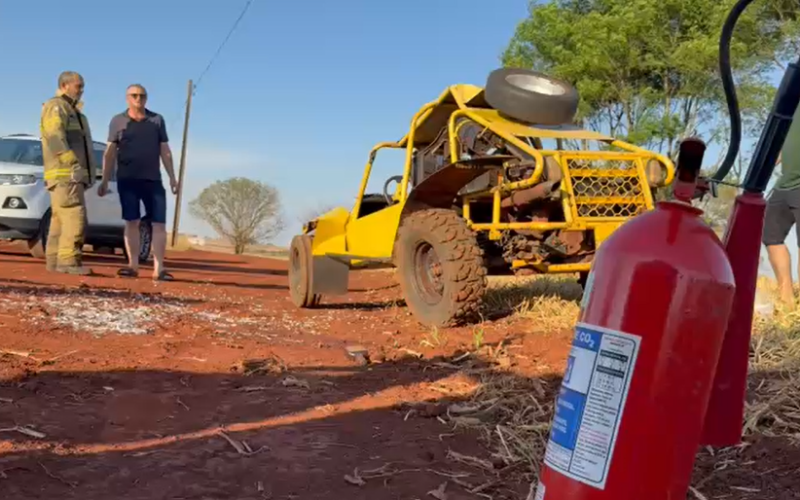 Jovem fica gravemente ferido em acidente com veículo adaptado em Campo Mourão