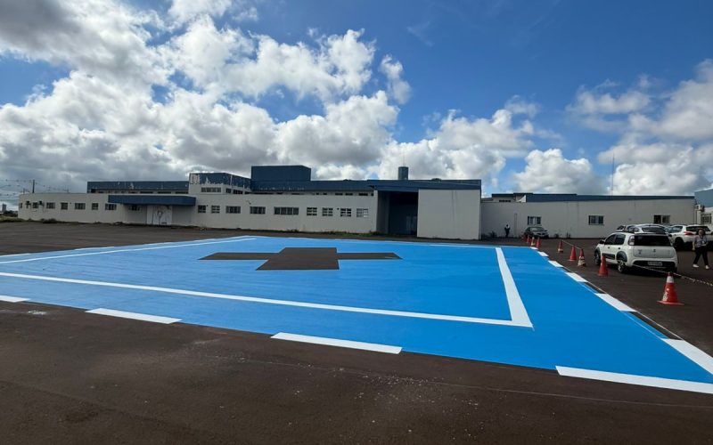 Diretran realiza sinalização do estacionamento e implantação de heliponto na Santa Casa de Campo Mourão