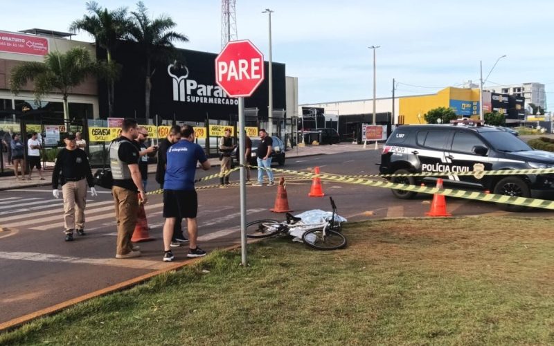 Idosa morre após ser atropelada por carreta em Campo Mourão