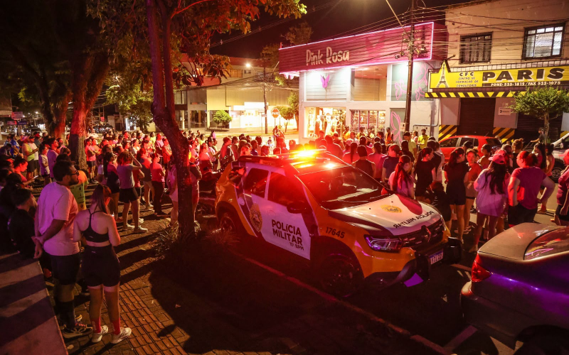 PATRULHA MARIA DA PENHA PARTICIPA DA CORRIDA OUTUBRO ROSA EM CAMPO MOURÃO E REFORÇA A IMPORTÂNCIA DA PREVENÇÃO AO CÂNCER DE MAMA
