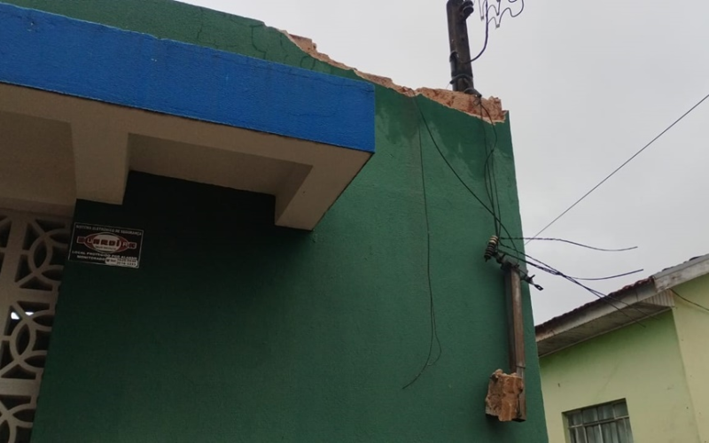 Furto de fios de internet limita atendimento na UBS Lar Paraná