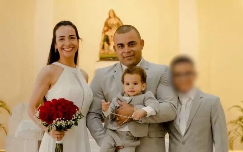Adolescente mata pais e irmão após ser impedido de sair para encontro