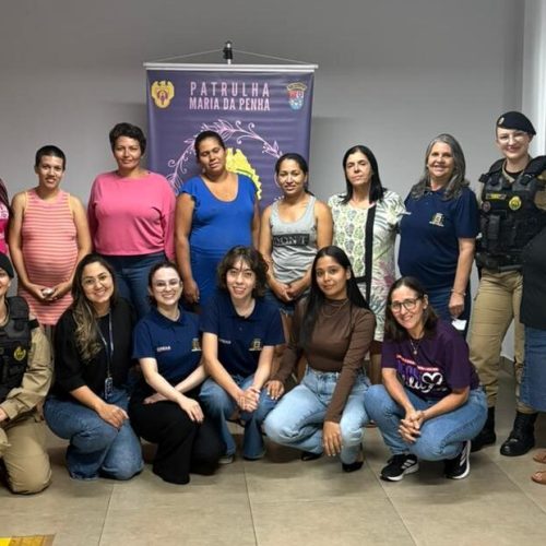 Patrulha Maria da Penha realiza palestra e aula de defesa pessoal em Ubiratã