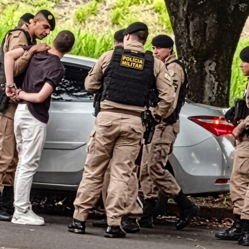 Médico residente tenta matar preceptor em hospital, atinge paciente e rouba carro em fuga