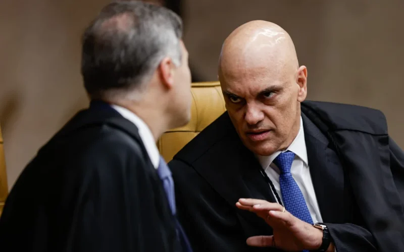 Discussão entre Moraes e Mendonça por pouco não termina em agressão física