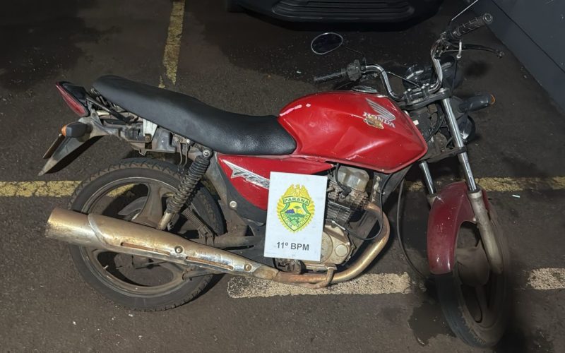 Motocicleta furtada no centro de Campo Mourão é recuperada pelo próprio dono pouco tempo após o crime