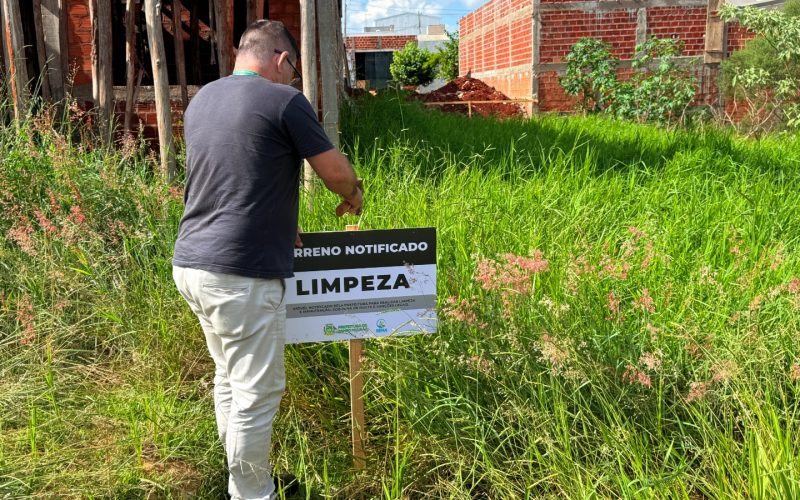 Prefeitura intensifica fiscalização de terrenos com mato alto em Campo Mourão