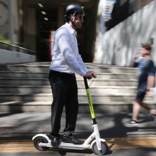 Câmara de Vereadores de Campo Mourão Aprova Lei que Regulamenta Uso de Patinetes Elétricos