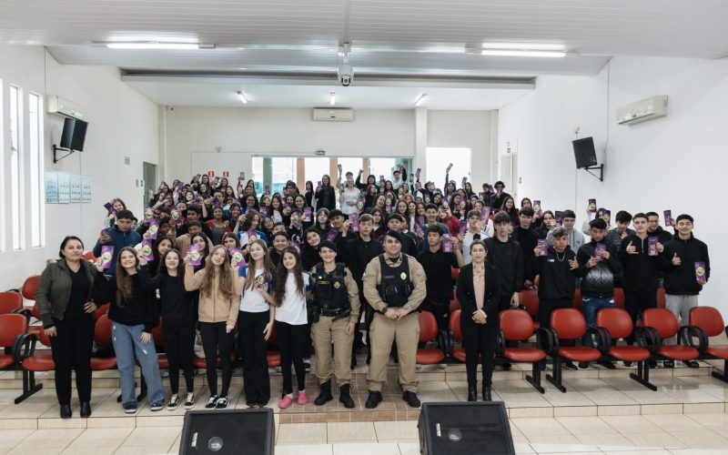 Patrulha Maria da Penha realiza palestra sobre violência doméstica em Roncador
