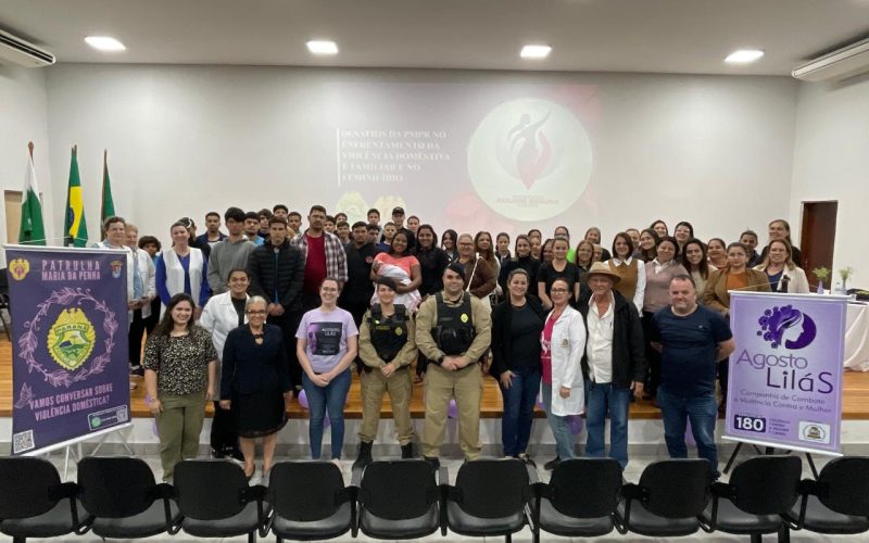 Fênix recebe palestra da Patrulha Maria da Penha sobre violência contra a mulher