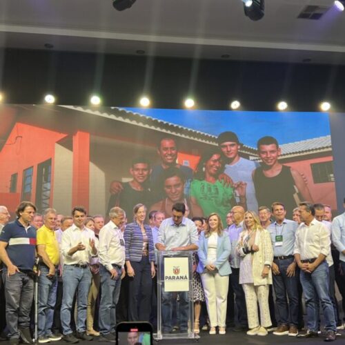 Campo Mourão reforça parceria com governo do Estado durante evento em Foz do Iguaçu