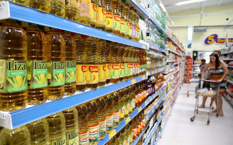 Procon constata variação média de 63% no preço da cesta básica nos mercados de bairros