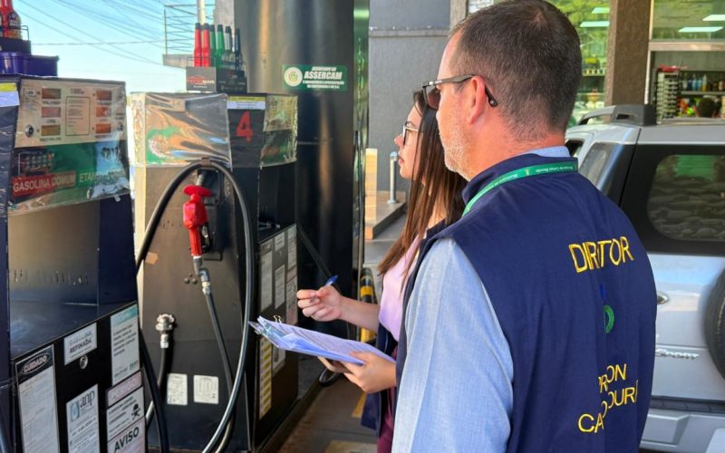 Procon de Campo Mourão intensifica fiscalização em postos de combustíveis para garantir transparência nos preços
