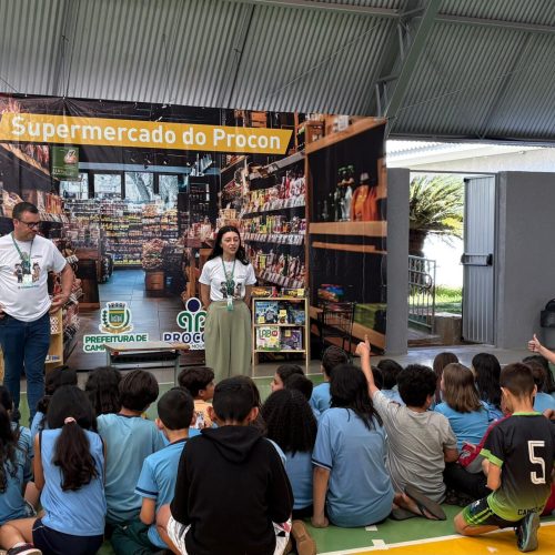 Procon de Campo Mourão leva educação sobre direitos do consumidor às escolas municipais