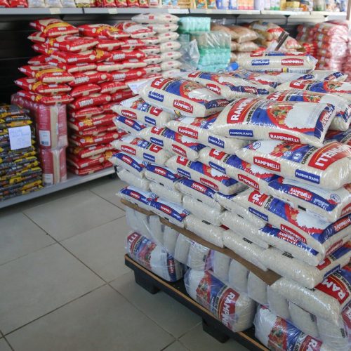 Procon identifica variações superiores a 250% em itens da cesta básica