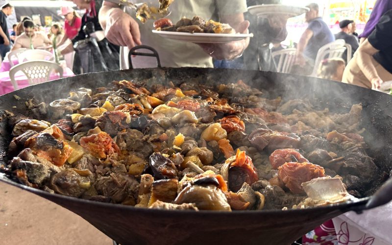 Convites para o almoço na Festa Nacional do Carneiro no Buraco estão no fim