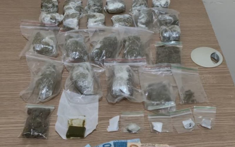 Homem é preso por tráfico após perseguição em alta velocidade no centro de Campo Mourão