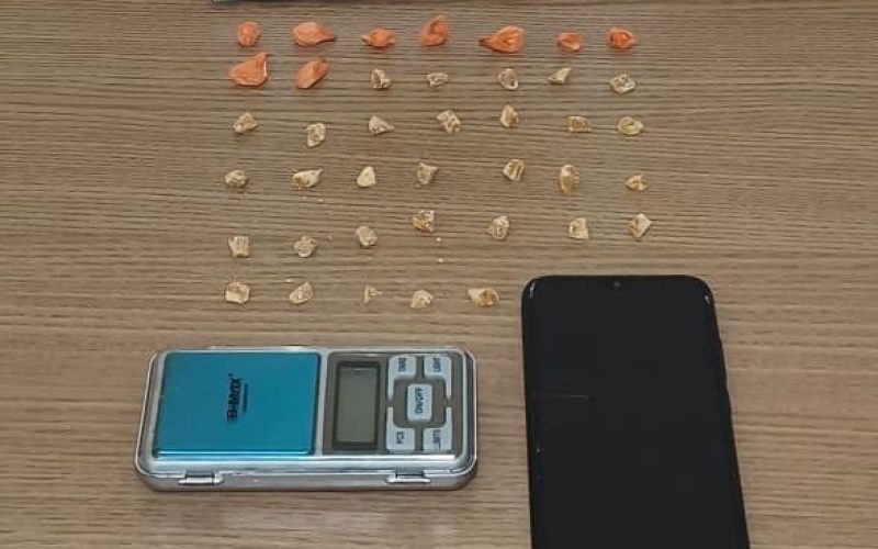 Operação Sinergia III: Equipe ROTAM prende casal com 40 pedras de crack no Jardim Alvorada