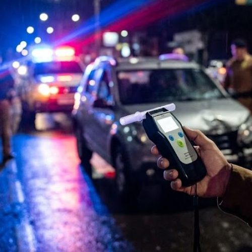 Comportamento irresponsável nas ruas desafia segurança, mas policiamento intensivo da PM retém criminosos de trânsito na região