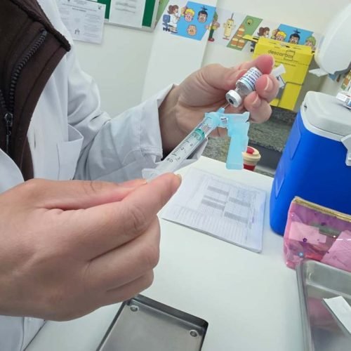 Campo Mourão promove vacinação nas escolas para facilitar acesso à imunização de crianças