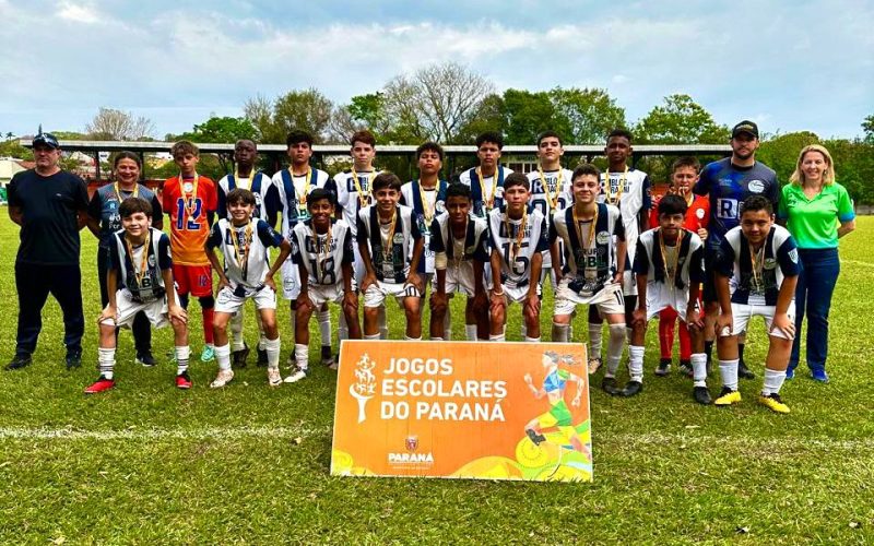 Colégio Vinicius de Moraes é campeão regional Sub-14 do Bom de Bola e segue representando Campo Mourão