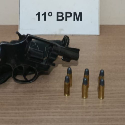 Homem agride sogra idosa, é preso com arma e tenta subornar policiais com R$ 5 mil em Mamborê